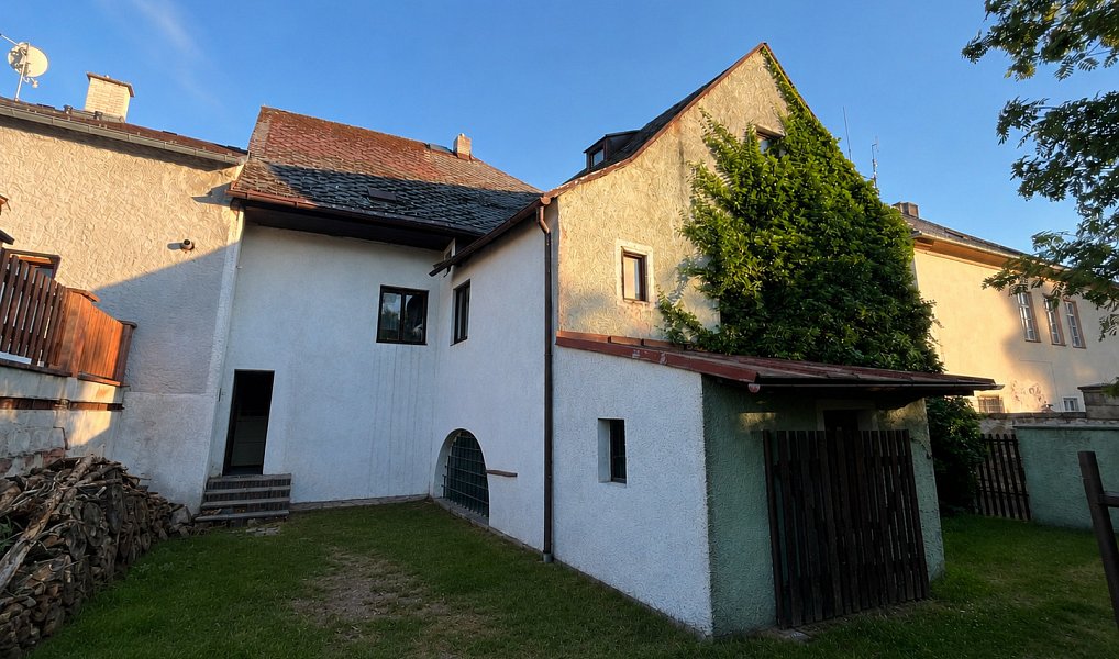 Prodej domu 250 m² s pozemkem 549 m², Krásno – náhled fotky 2