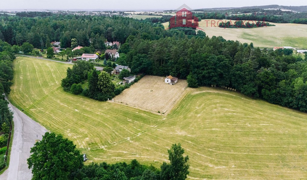 Prodej stavebního pozemku 2 203 m², Kunice – náhled fotky 2