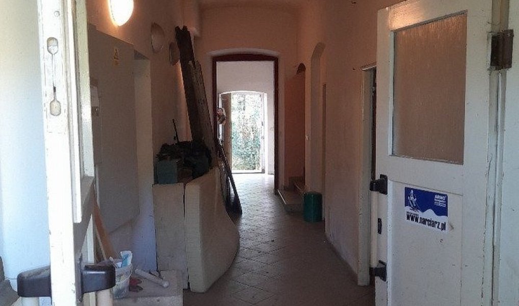 Prodej domu 670 m² s pozemkem 1 511 m², Královec – náhled fotky 4