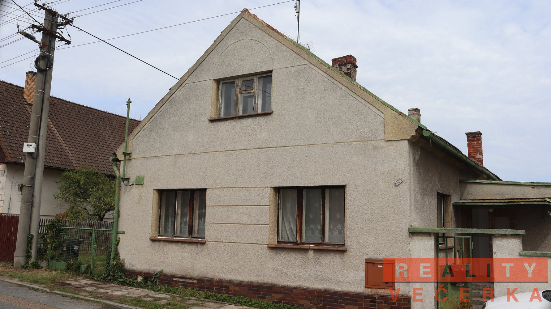 Prodej domu 180 m² s pozemkem 702 m² rezervováno