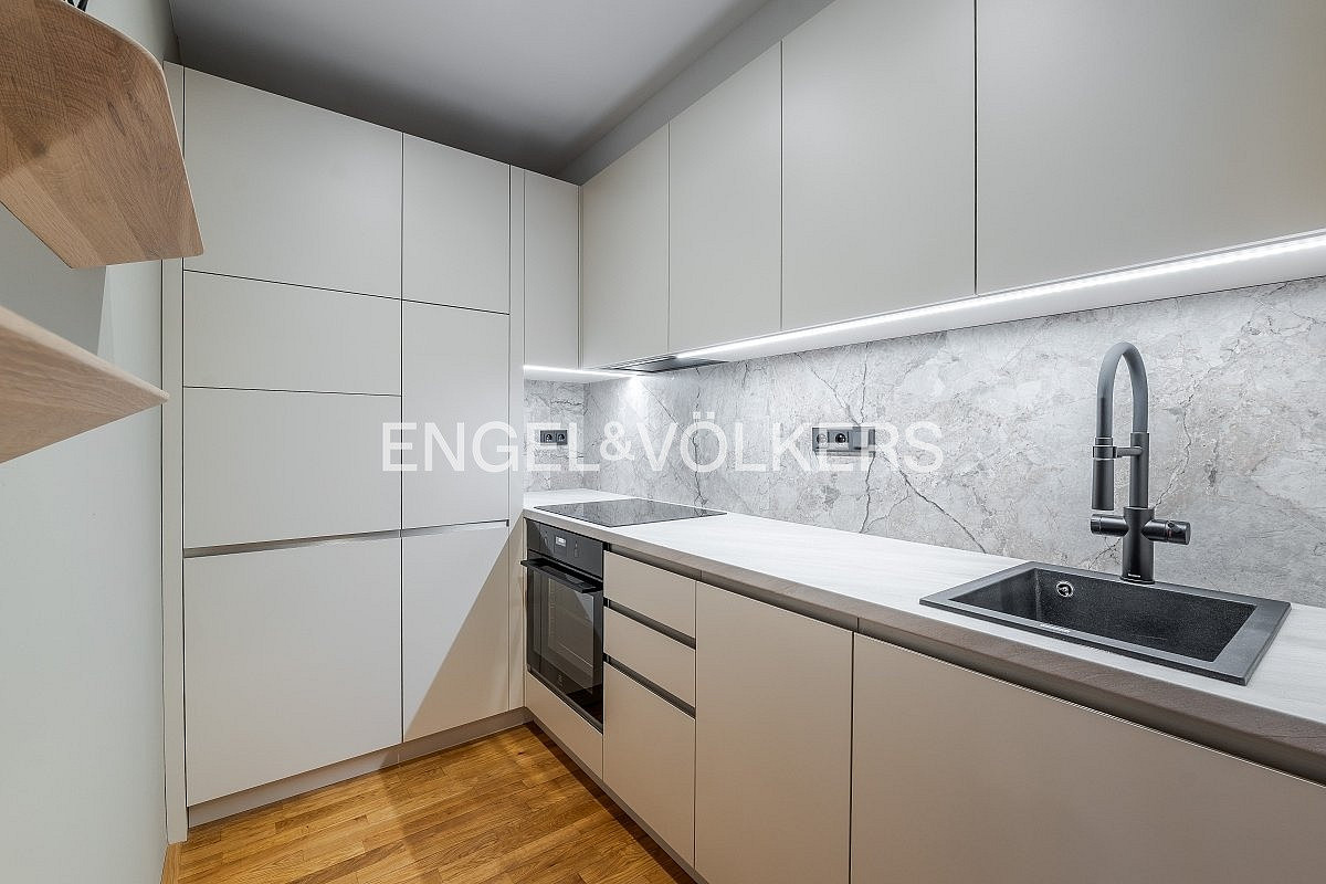 Pronájem bytu 1+kk 52 m² – fotografie 2
