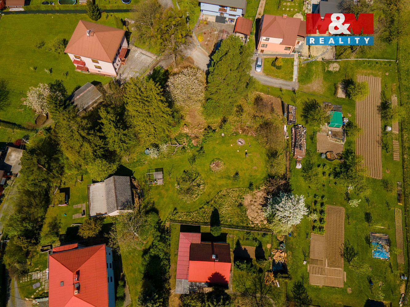 Prodej stavebního pozemku 1 500 m² — photo 2
