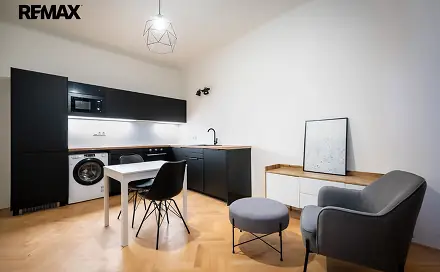 Pronájem bytu 2+kk 36 m²