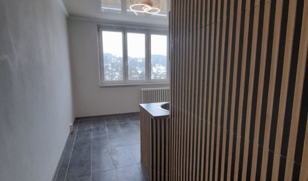 Prodej bytu 1+1 40 m², Loket – náhled fotky 8