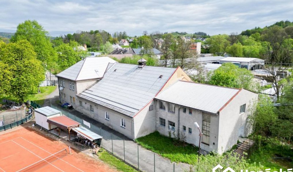 Prodej výrobních prostor 1 100 m², Moravský Beroun – náhled fotky 3