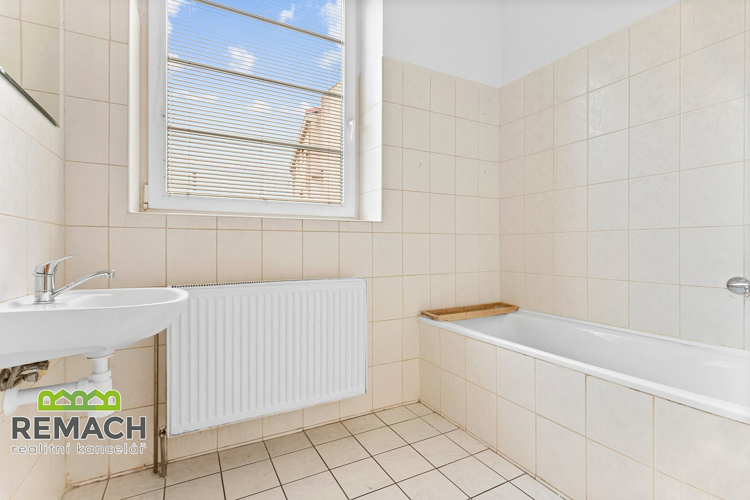 Pronájem bytu 3+kk 78 m² – fotografie 4