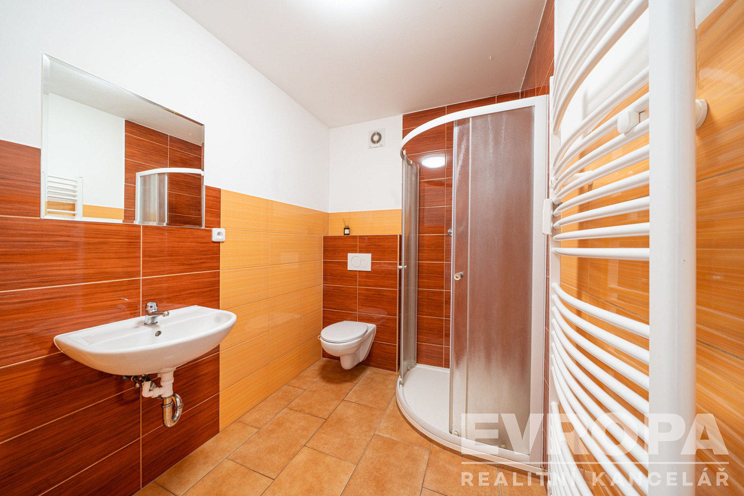 Prodej bytu 2+kk 47 m² – pohled 3