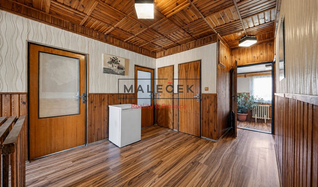 Prodej domu 126 m² s pozemkem 598 m², Bratronice – náhled fotky 16
