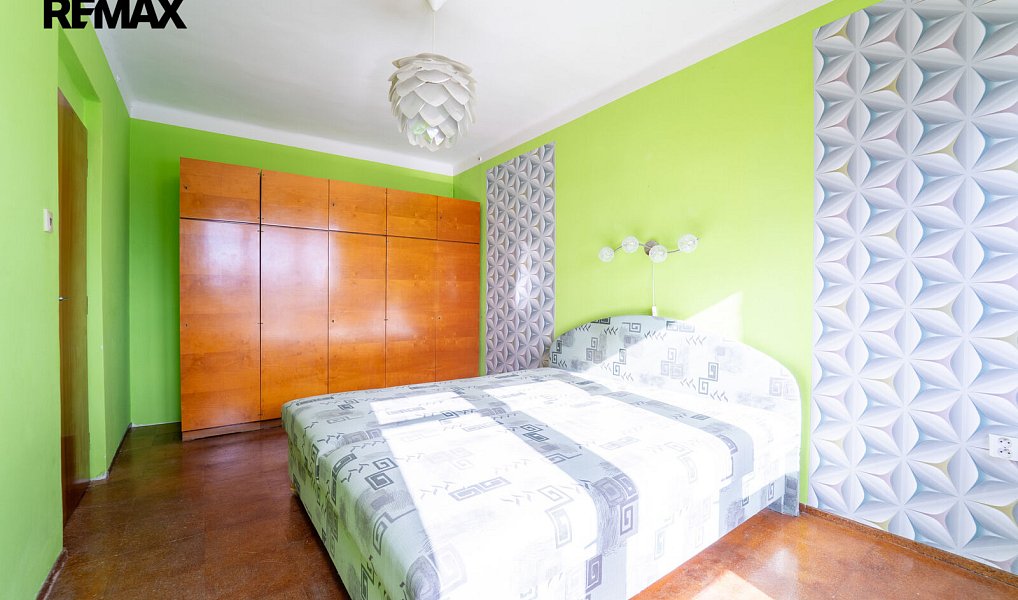 Prodej domu 234 m² s pozemkem 999 m², Týnec nad Labem – náhled fotky 16