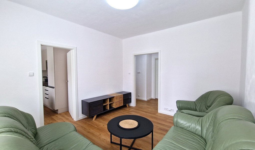 Pronájem bytu 2+1 56 m², Lovosice – náhled fotky 3