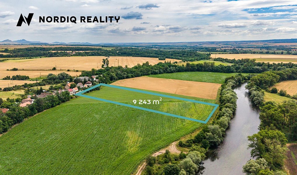 Prodej pole 9 243 m², Staňkovice – náhled fotky 2