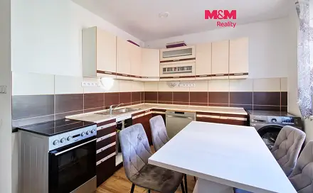 Prodej bytu 4+1 88 m², Tkalcovská, Jirkov, okres Chomutov