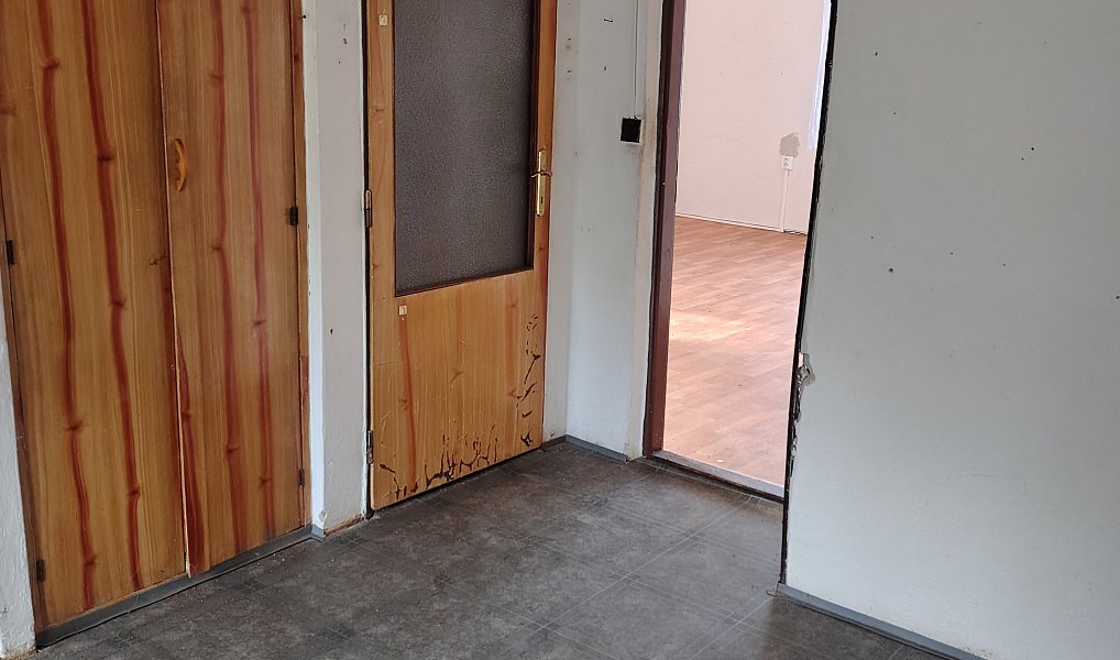 Prodej domu 260 m² s pozemkem 3 645 m², Lhota – náhled fotky 37