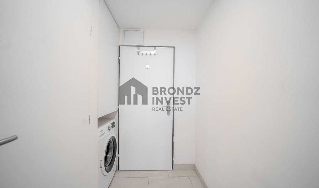 Pronájem bytu 1+kk 33 m², Praha – náhled fotky 9