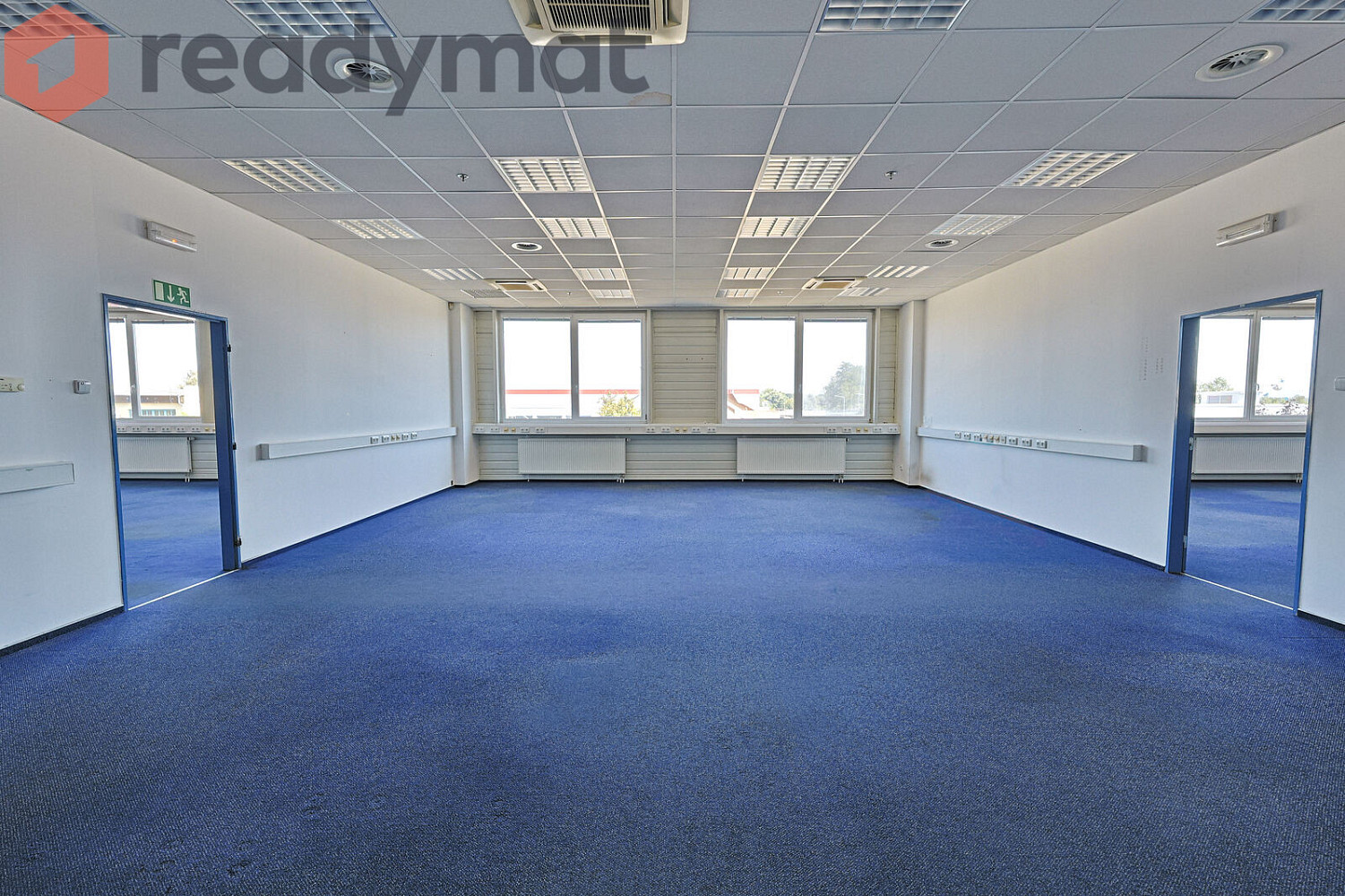 Pronájem kanceláře 320 m² – fotografie 4