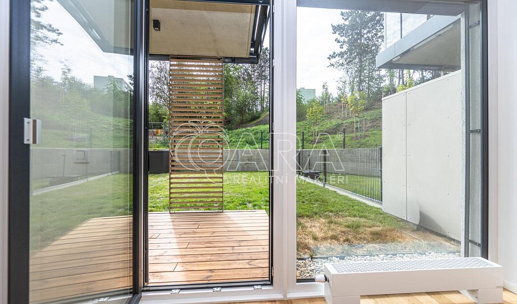 Pronájem bytu 2+kk 50 m², Praha – náhled fotky 8