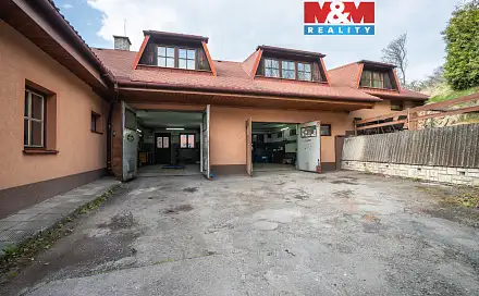 Prodej výrobních prostor 240 m², Vsetín