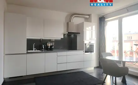 Prodej bytu 2+kk 43 m², Na Maninách, Praha 7 - Holešovice