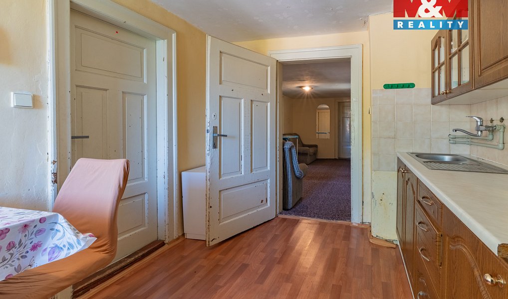 Prodej bytu 5+1 98 m², Cheb – náhled fotky 8