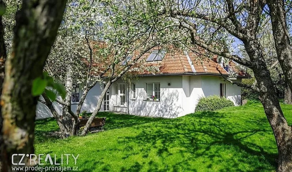 Prodej domu 300 m² s pozemkem 1 300 m², Praha – náhled fotky 31
