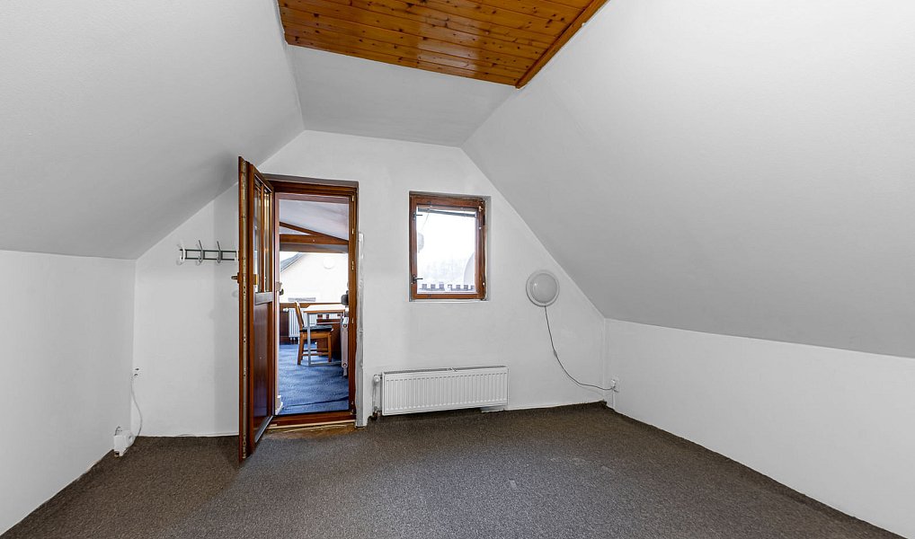 Prodej domu 90 m² s pozemkem 113 m², Manětín – náhled fotky 11