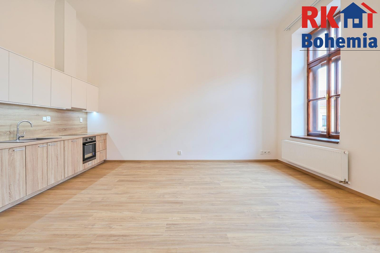 Pronájem bytu 1+kk 38 m² – fotografie 3