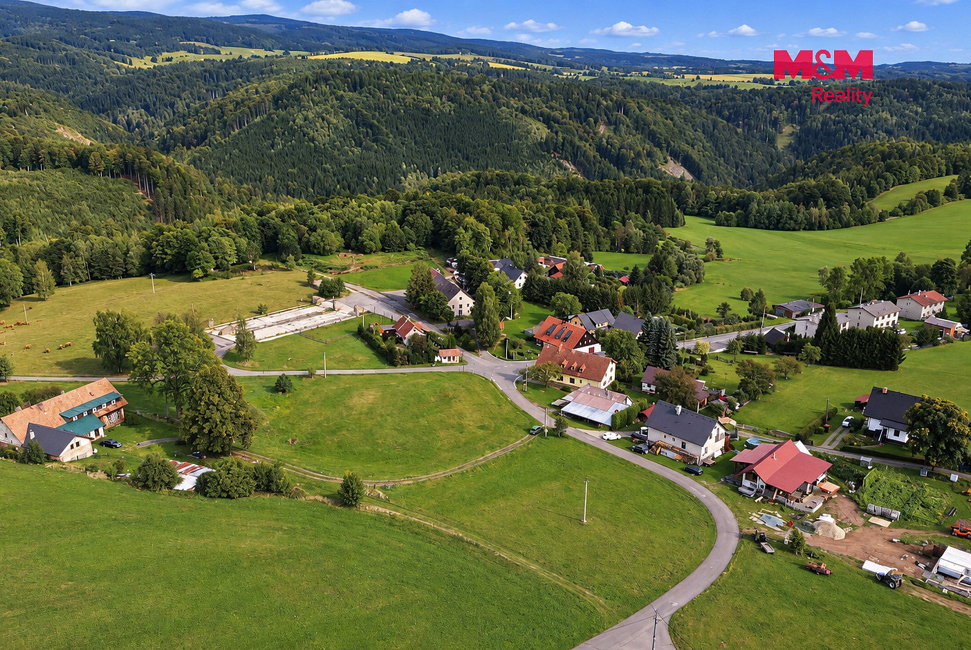 Prodej stavebního pozemku 2 382 m² – fotografie 5