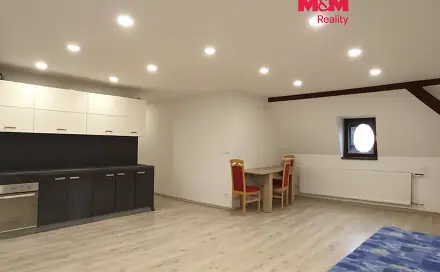Pronájem bytu 3+kk 75 m², náměstí Svobody, Šternberk, okres Olomouc