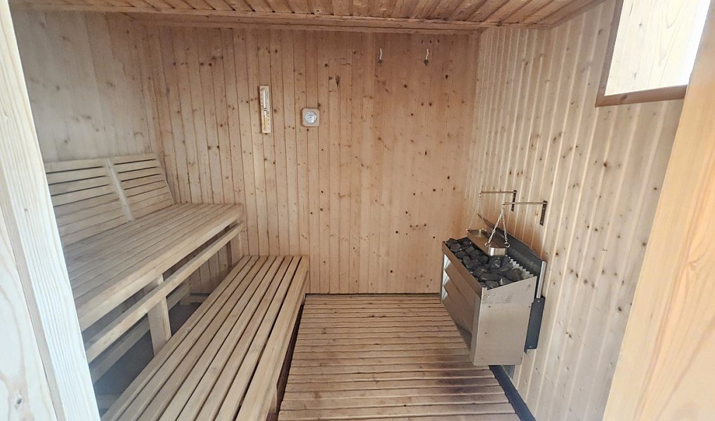 Prodej ubytovacího objektu 635 m², Janov nad Nisou – náhled fotky 11