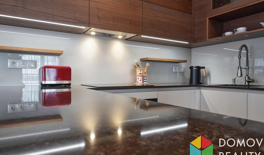 Prodej bytu 4+kk 118 m², Praha – náhled fotky 2
