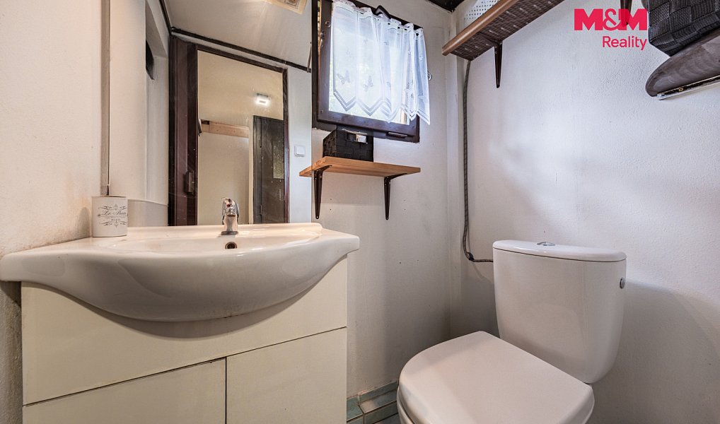 Prodej chaty/chalupy 100 m² s pozemkem 1 040 m², Lštění – náhled fotky 8