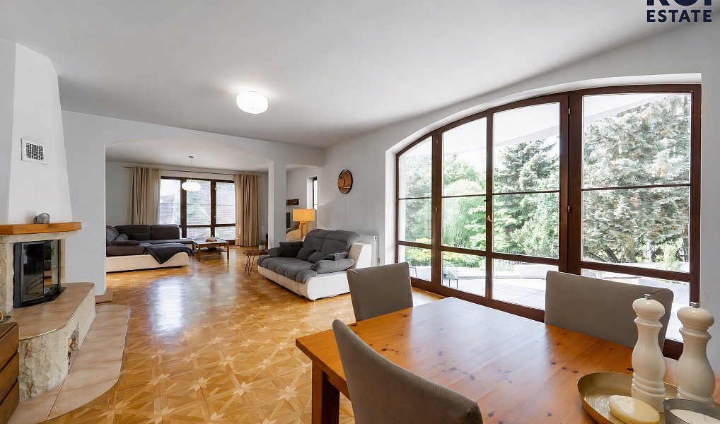 Prodej domu 385 m² s pozemkem 3 509 m², Ochoz u Brna – náhled fotky 4