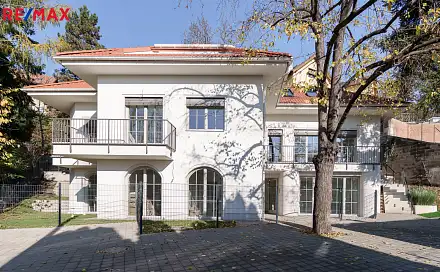 Prodej domu 462 m² s pozemkem 984 m², Před Skalkami I, Praha 10 - Záběhlice