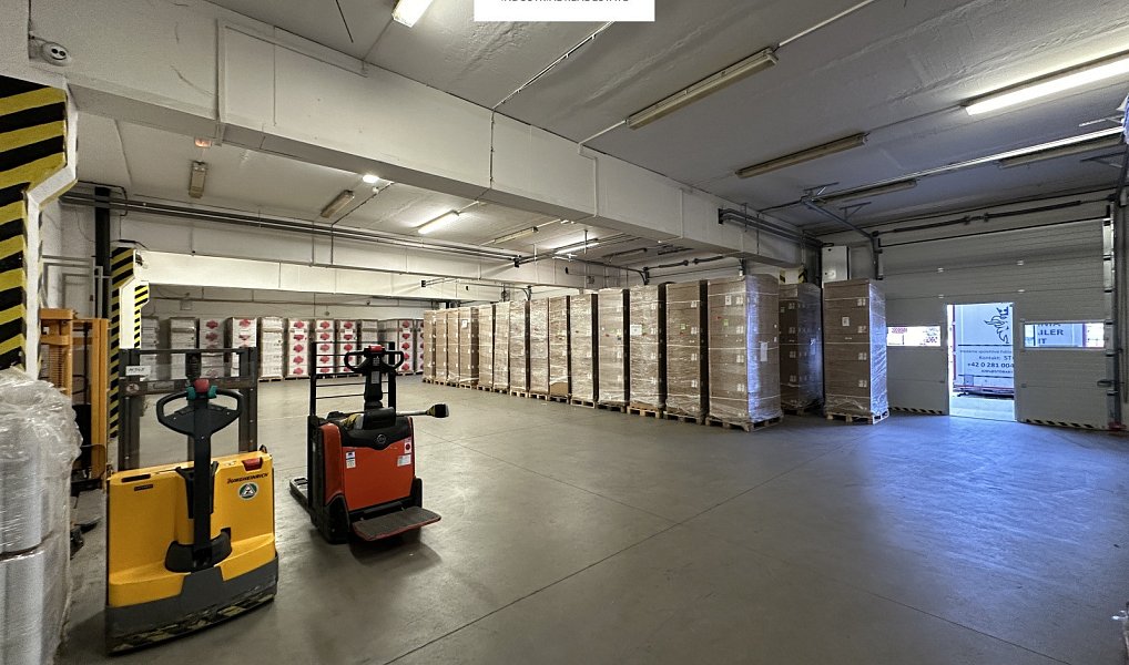 Pronájem skladovacích prostor 5 330 m², Hradec Králové – náhled fotky 4