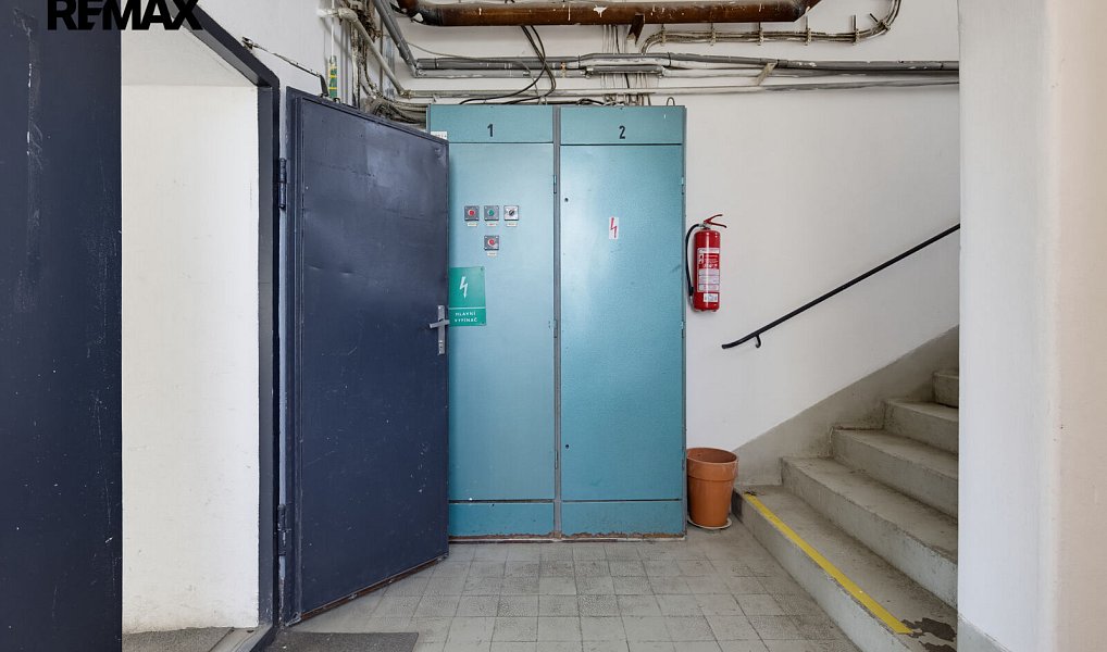 Prodej výrobních prostor 2 350 m², Aš – náhled fotky 17