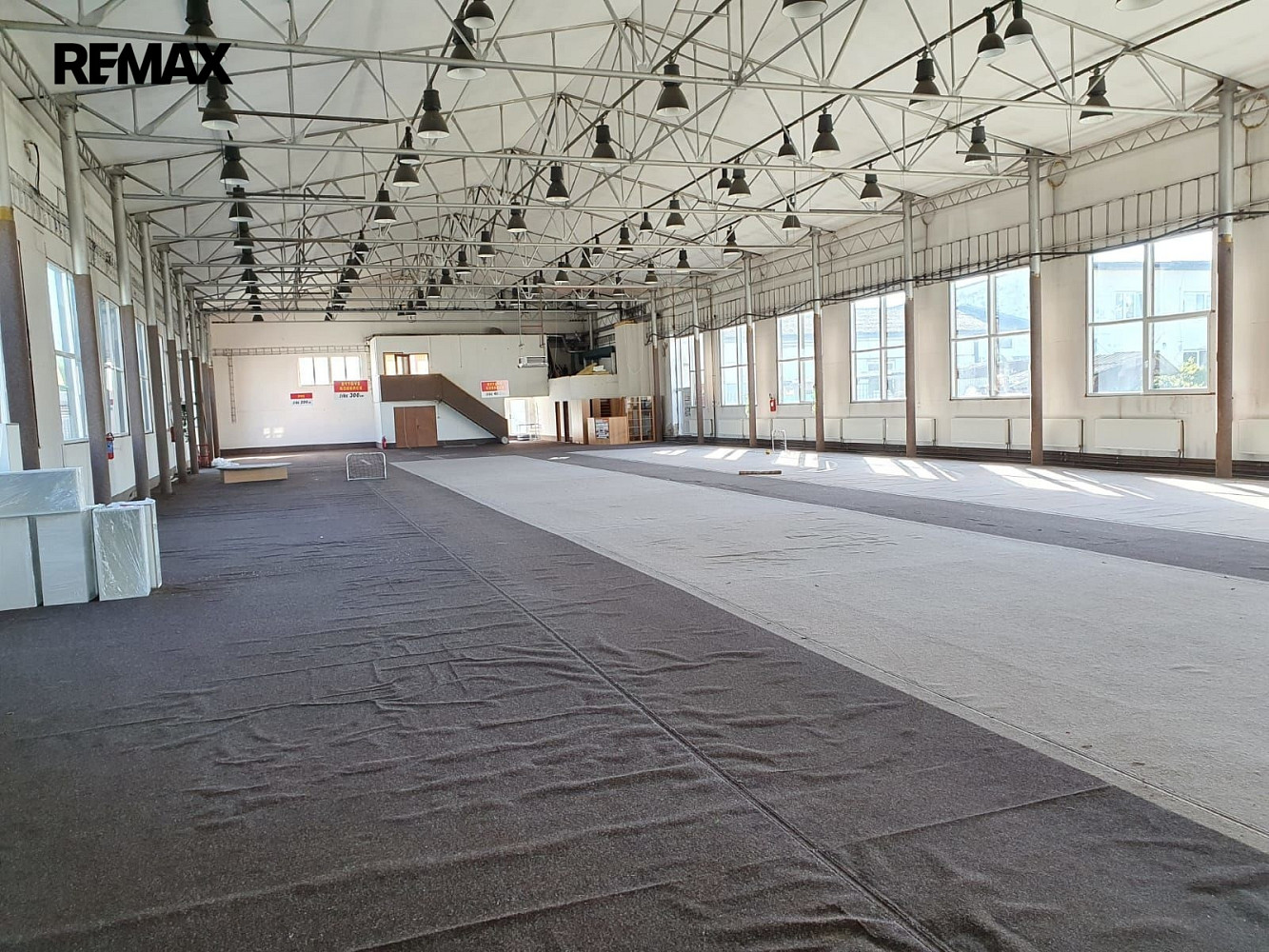 Prodej skladovacích prostor 1 557 m² – fotografie 2
