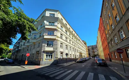 Prodej bytu 2+1 68 m², Na Rokytce, Praha 8 - Libeň