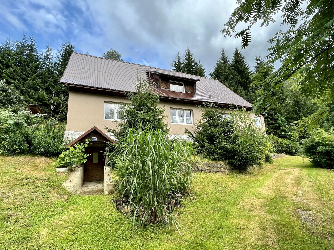 Prodej chaty/chalupy 380 m² s pozemkem 2 691 m²