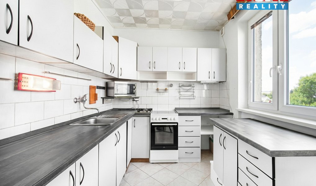 Prodej bytu 4+kk 71 m², Polička – náhled fotky 2