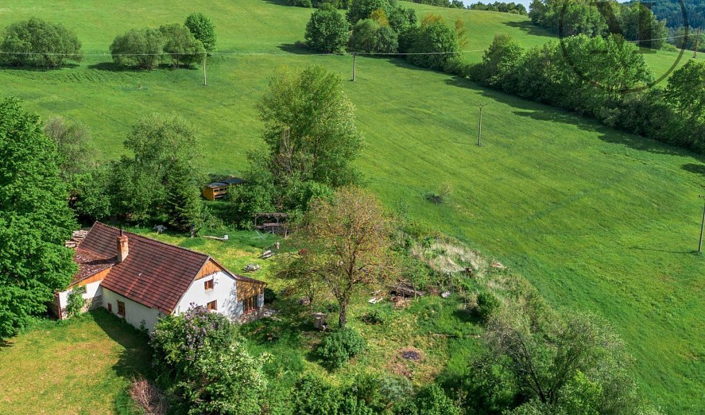 Prodej chaty/chalupy 210 m² s pozemkem 2 459 m², Chroboly – náhled fotky 8
