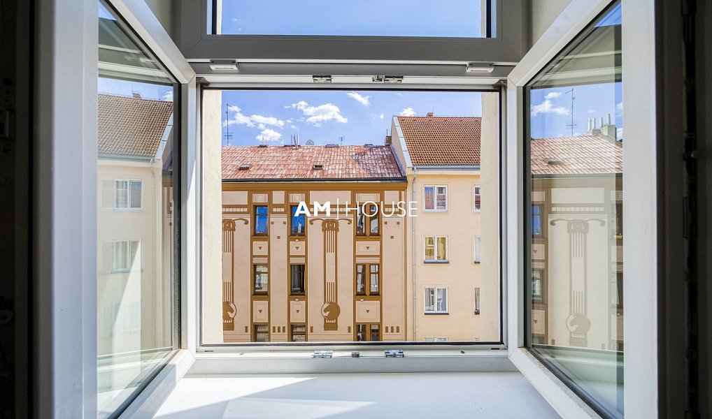 Prodej bytu 2+kk 48 m², Praha – náhled fotky 2