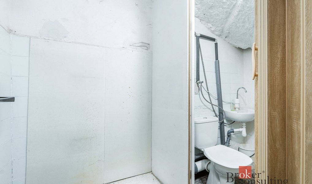 Prodej komerčního objektu (jiného typu) 145 m², Karlovy Vary – náhled fotky 15
