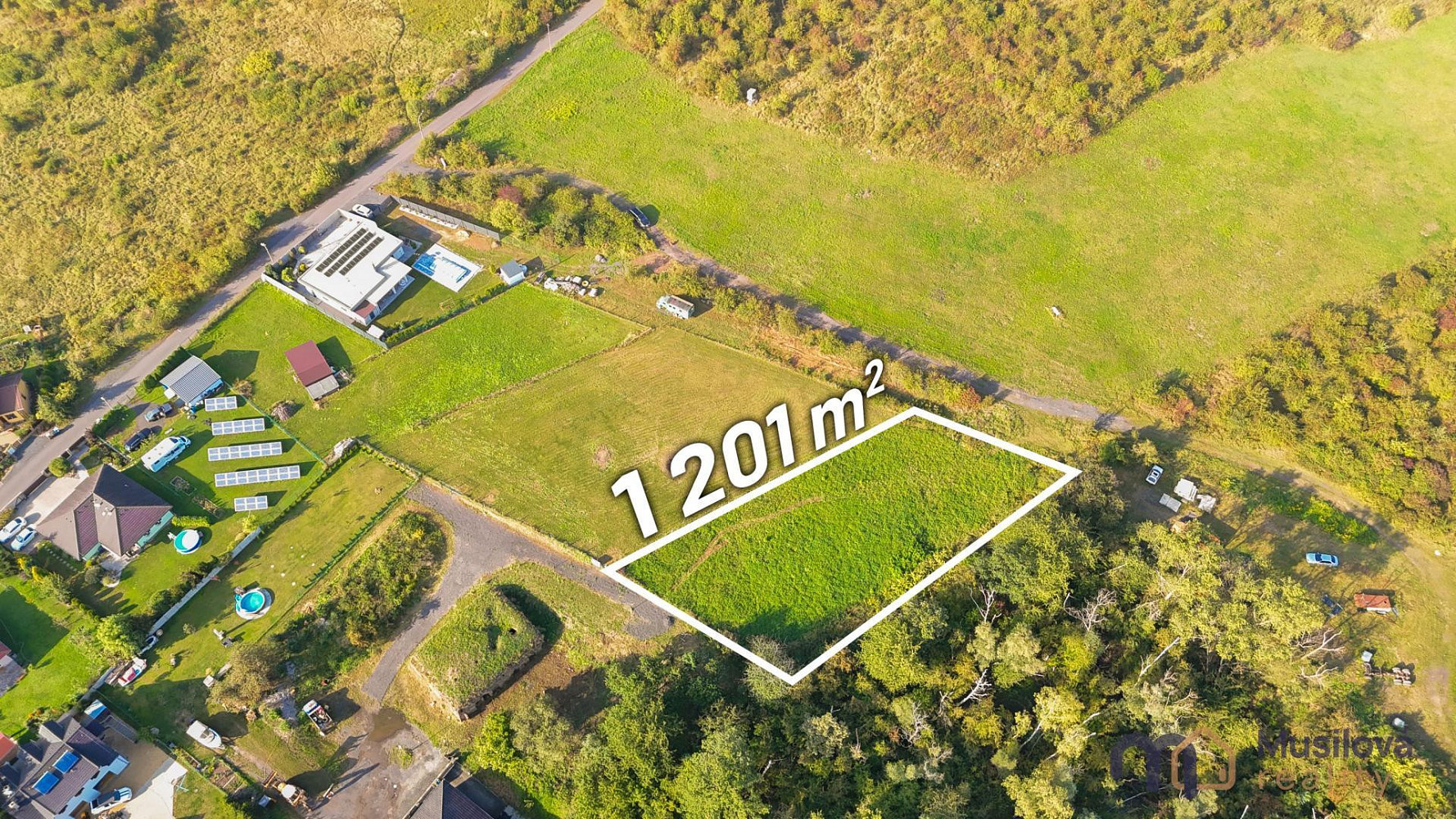 Prodej stavebního pozemku 1 201 m²