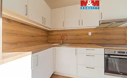 Pronájem bytu 2+1 50 m², Jiráskova, Aš, okres Cheb