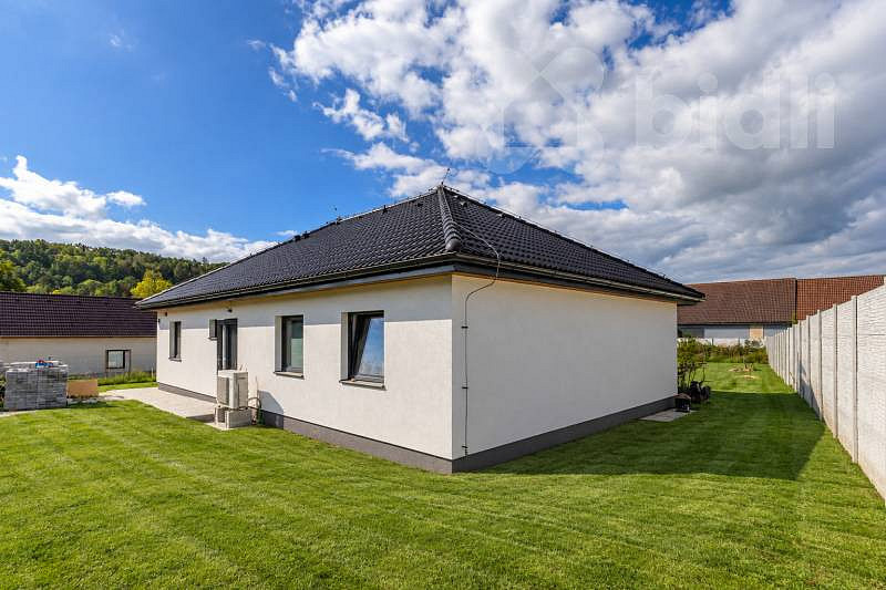 Prodej domu 120 m² s pozemkem 1 326 m²