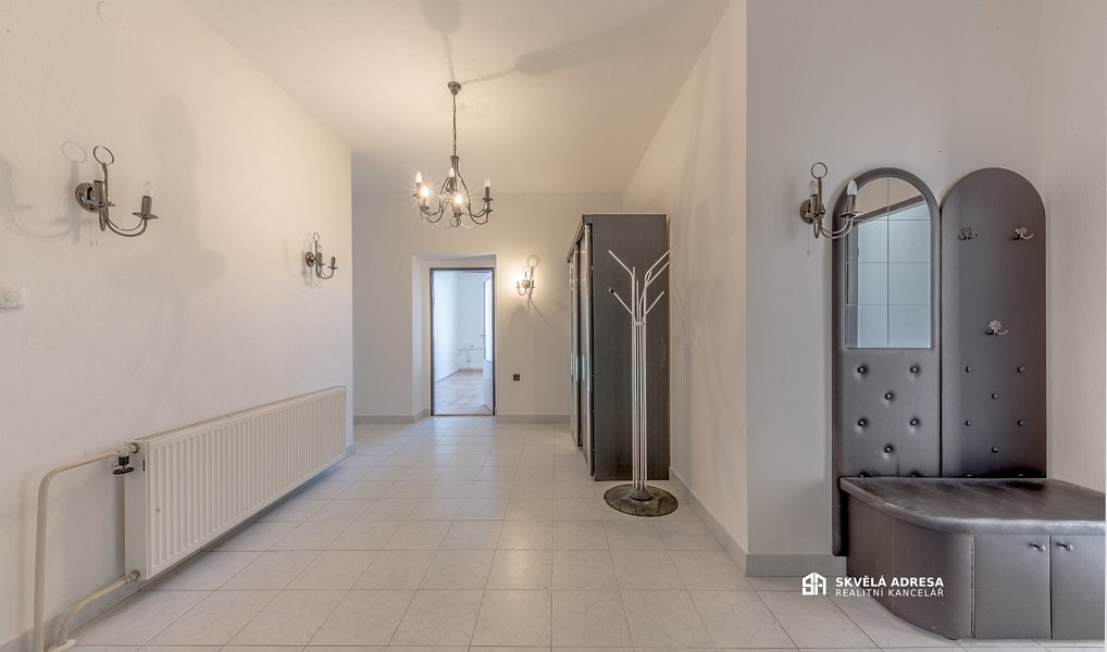 Prodej nájemního domu, činžáku 600 m², Vimperk – náhled fotky 18