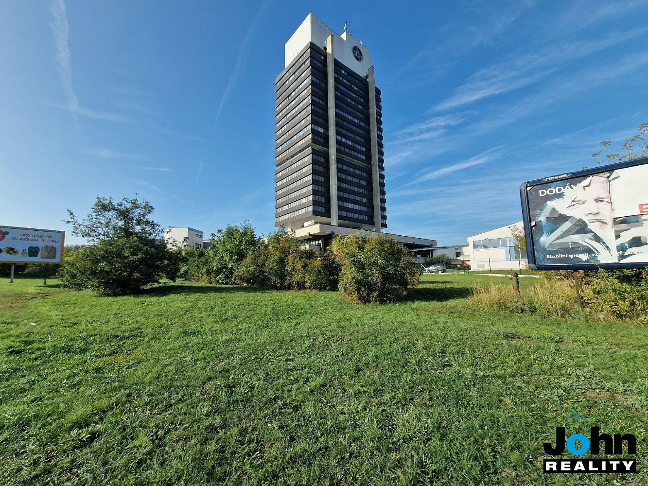 Prodej stavebního pozemku 2 485 m² – fotografie 2