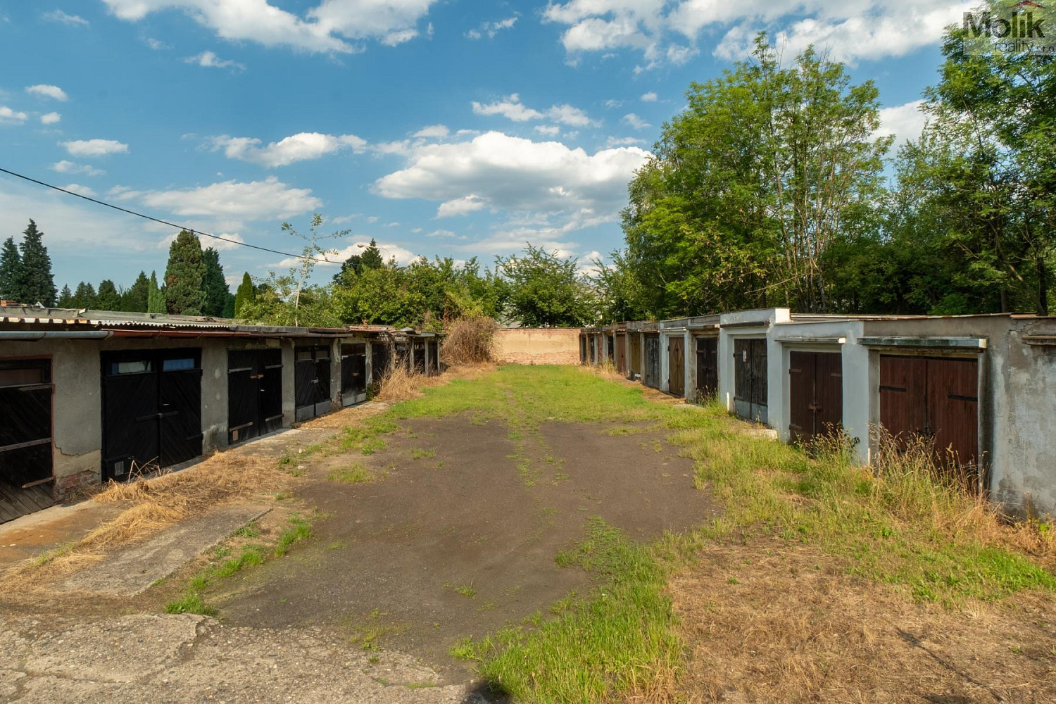 Prodej garáže 19 m2 v uzavřeném areálu duchcov