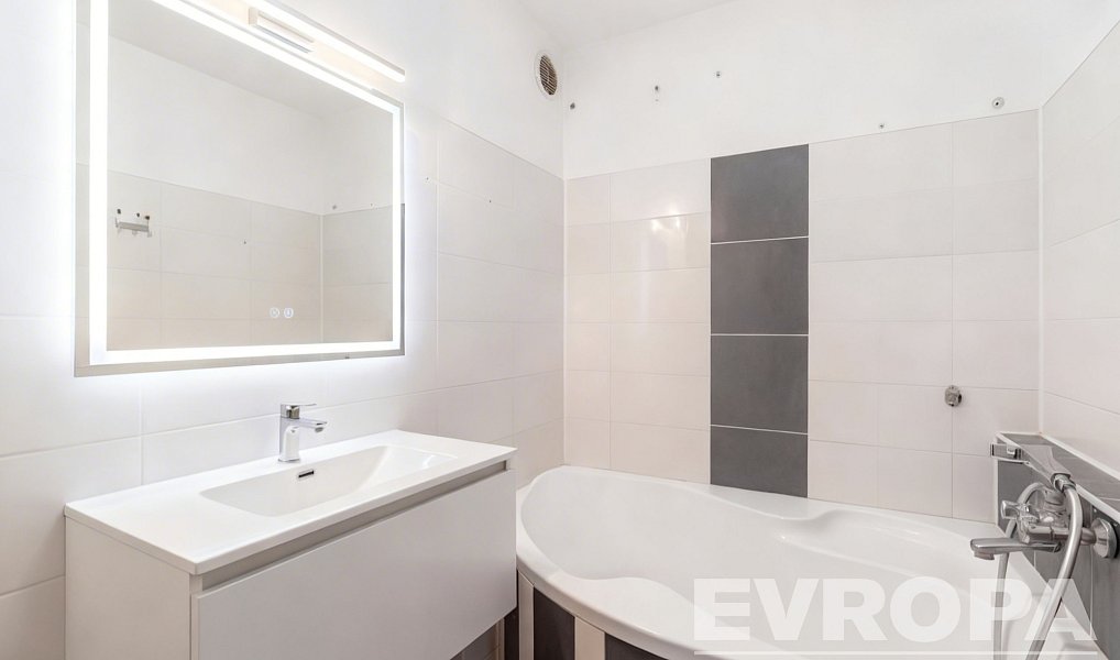 Prodej bytu 4+1 76 m², Roudnice nad Labem – náhled fotky 6