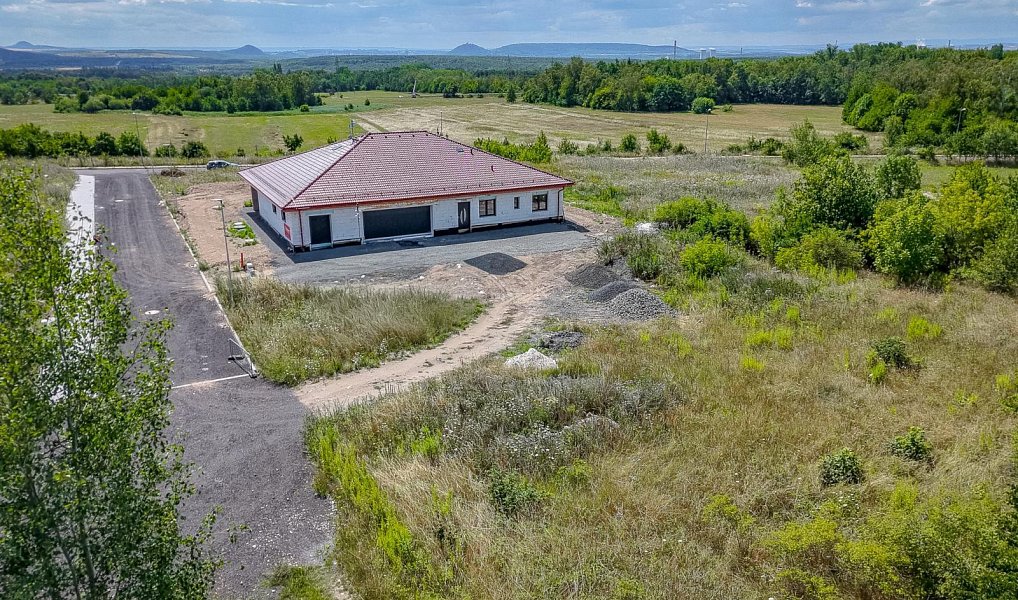 Prodej stavebního pozemku 938 m², Lom – náhled fotky 18